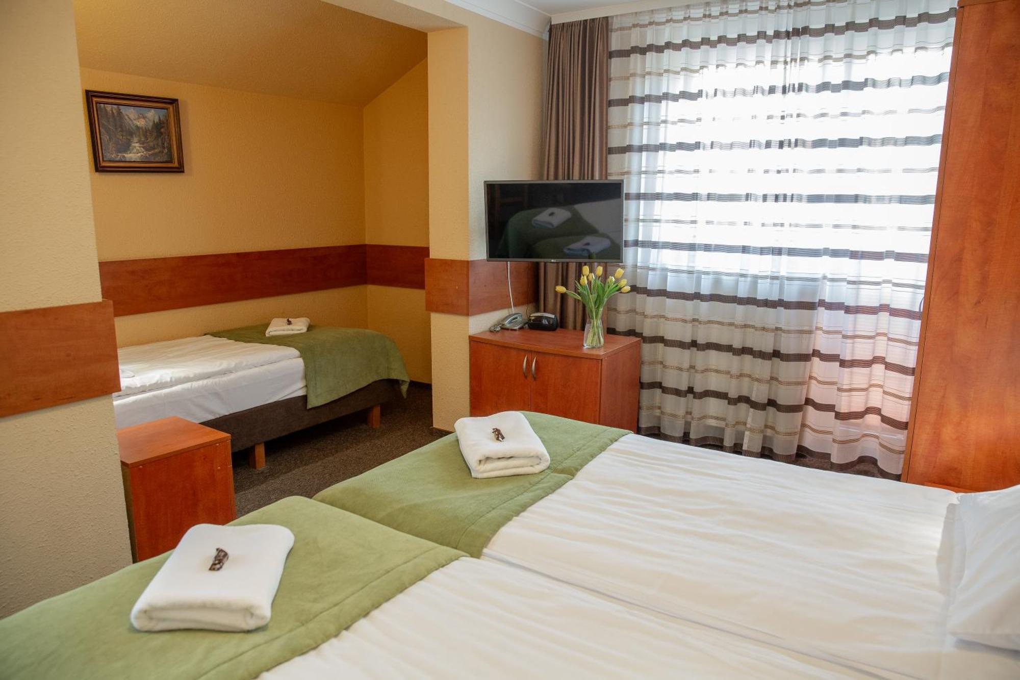 Motel Arkadia คอซซาลิน ภายนอก รูปภาพ