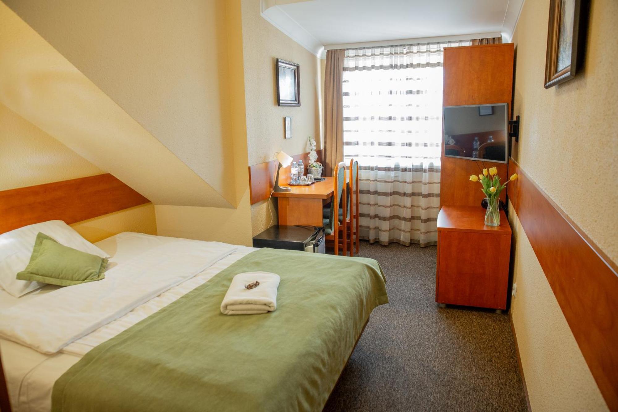 Motel Arkadia คอซซาลิน ภายนอก รูปภาพ