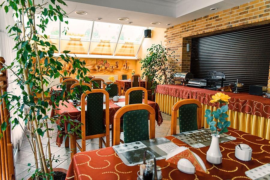 Motel Arkadia คอซซาลิน ภายนอก รูปภาพ